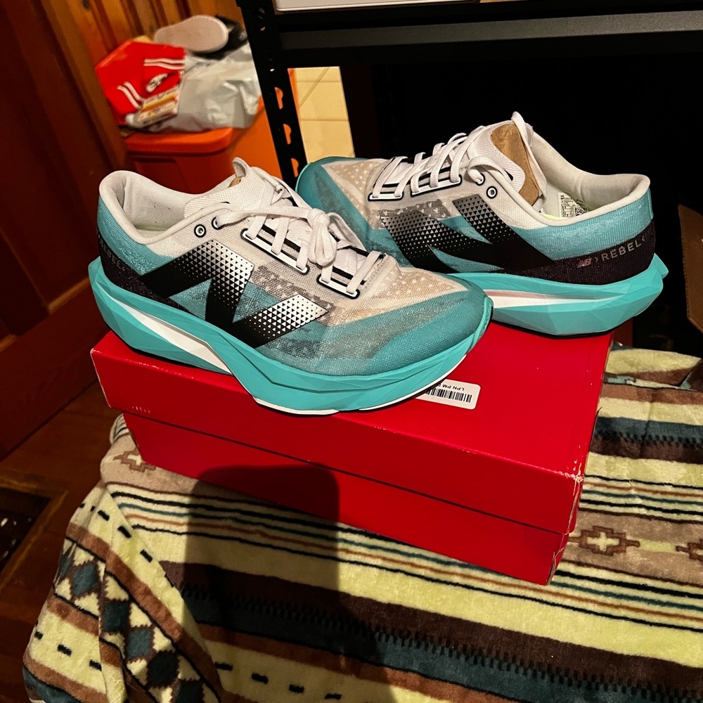 New Balance Athletic Shoes in Teal and Black